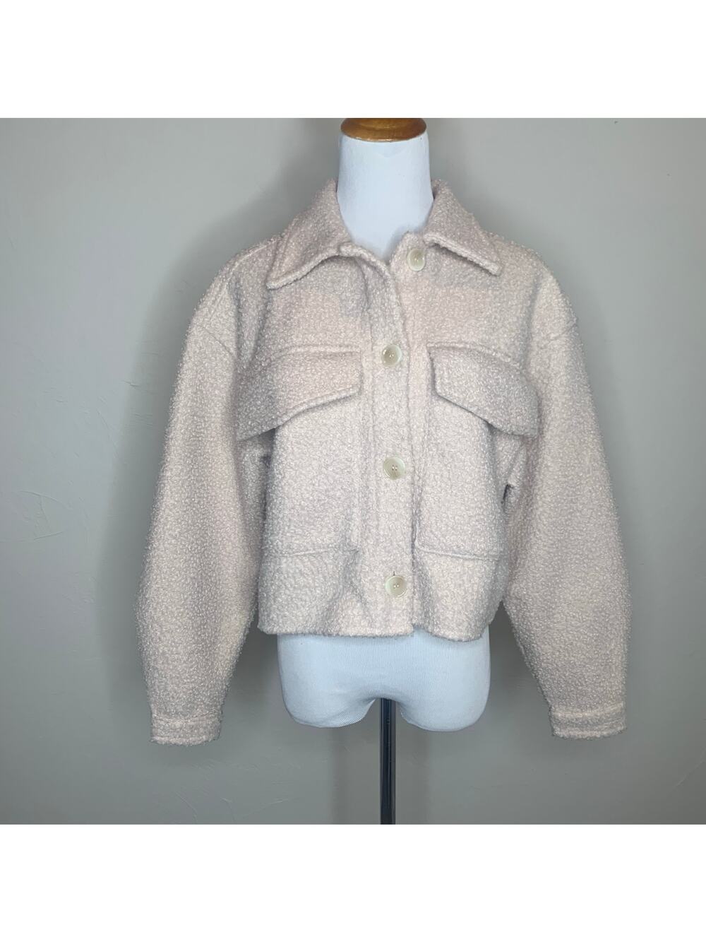 H&M Cropped Faux Shearling Shacket Cream Neutral Color Sz Small